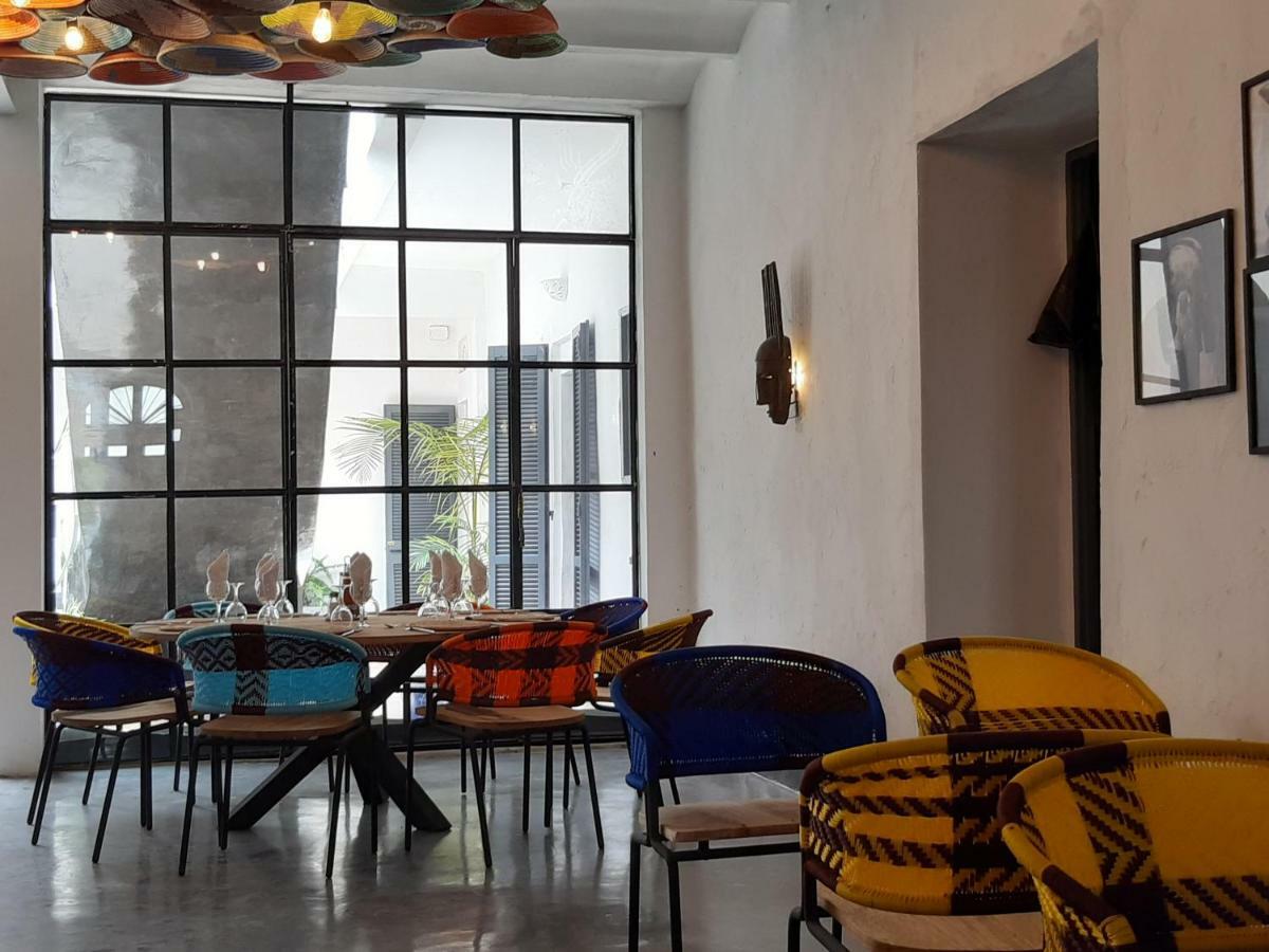 Siki Hotel Saint-Louis Exterior foto